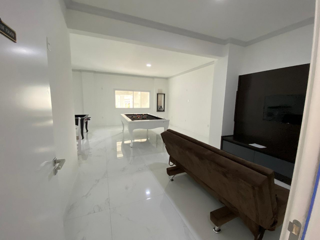 Apartamento à venda com 3 quartos, 149m² - Foto 6