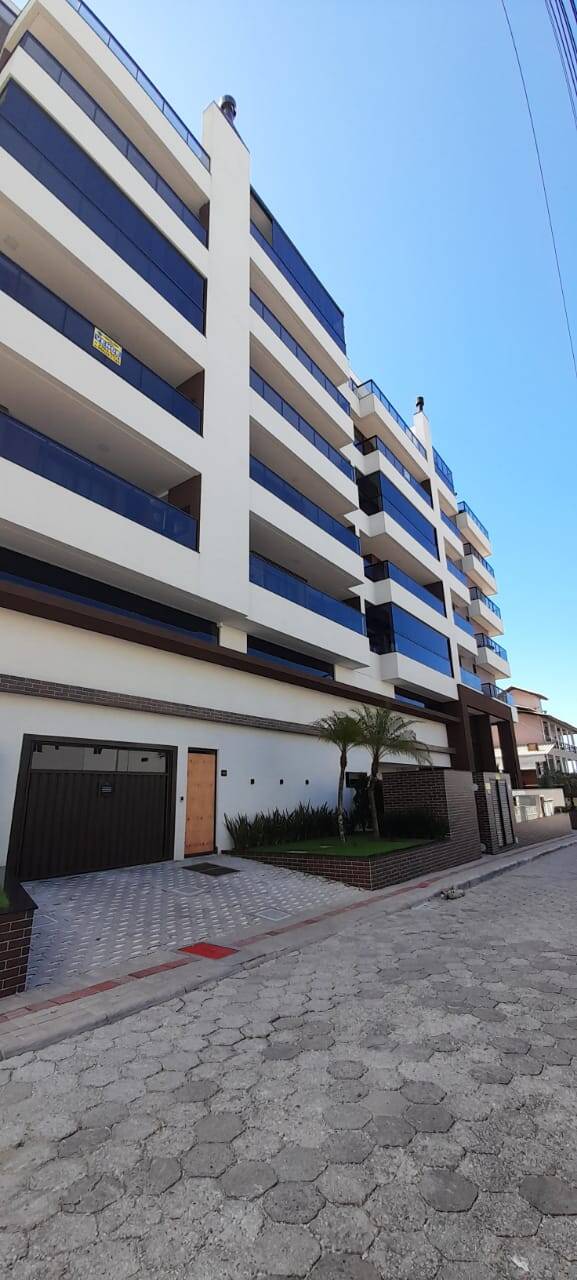 Apartamento à venda com 2 quartos, 81m² - Foto 2