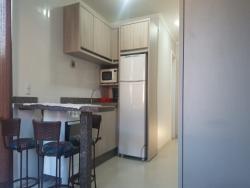 #1118 - Apartamento para Locação em Bombinhas - SC - 1