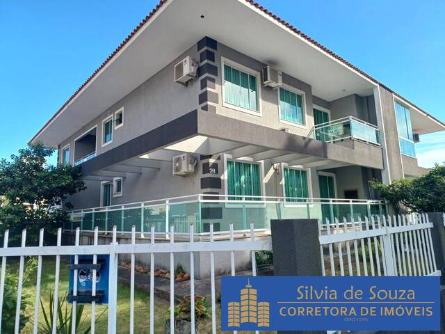 #1597 - Apartamento para Locação em Bombinhas - SC - 2