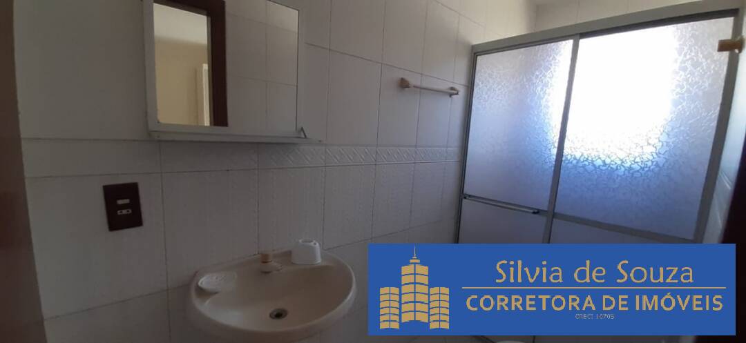 Apartamento para alugar com 2 quartos, 68m² - Foto 13