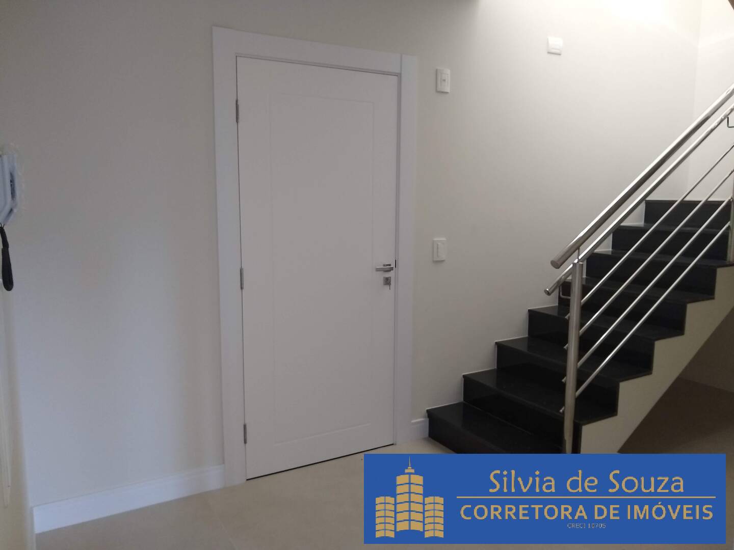 Apartamento à venda com 3 quartos, 221m² - Foto 3