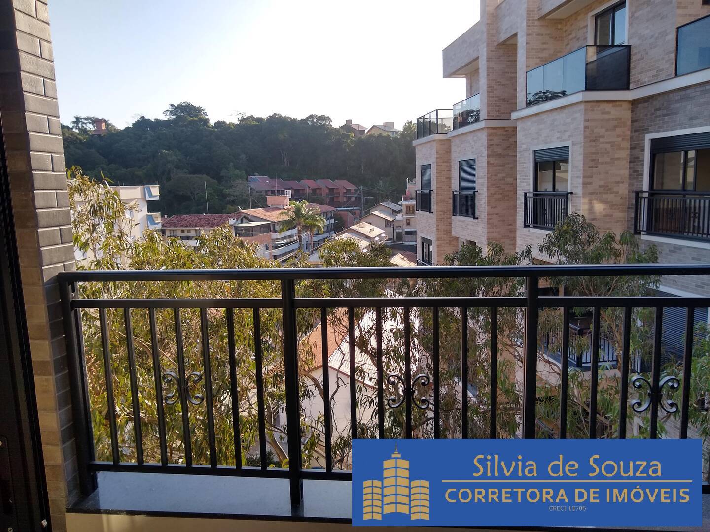 Apartamento à venda com 3 quartos, 221m² - Foto 6