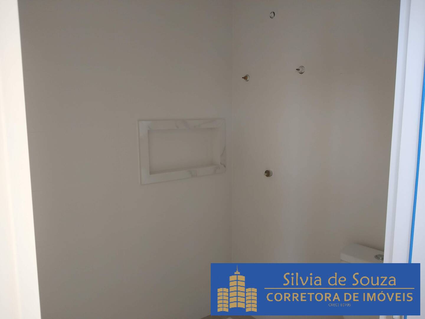 Apartamento à venda com 3 quartos, 221m² - Foto 11