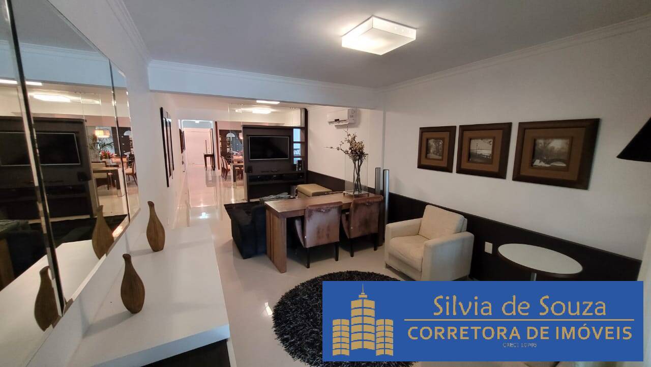 Apartamento à venda com 3 quartos, 220m² - Foto 10