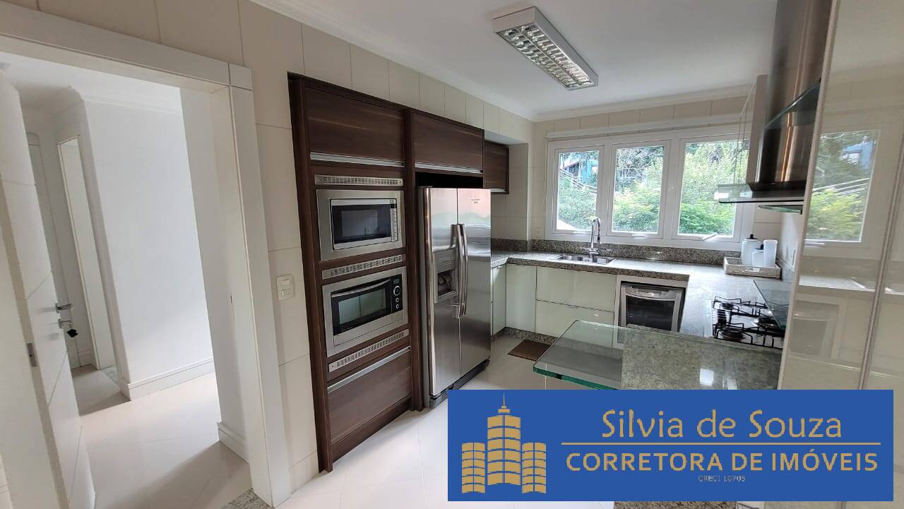 Apartamento à venda com 3 quartos, 220m² - Foto 4