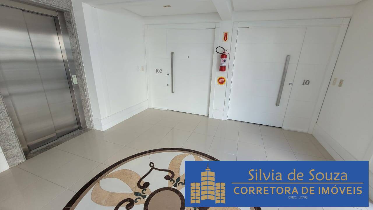 Apartamento à venda com 3 quartos, 220m² - Foto 31