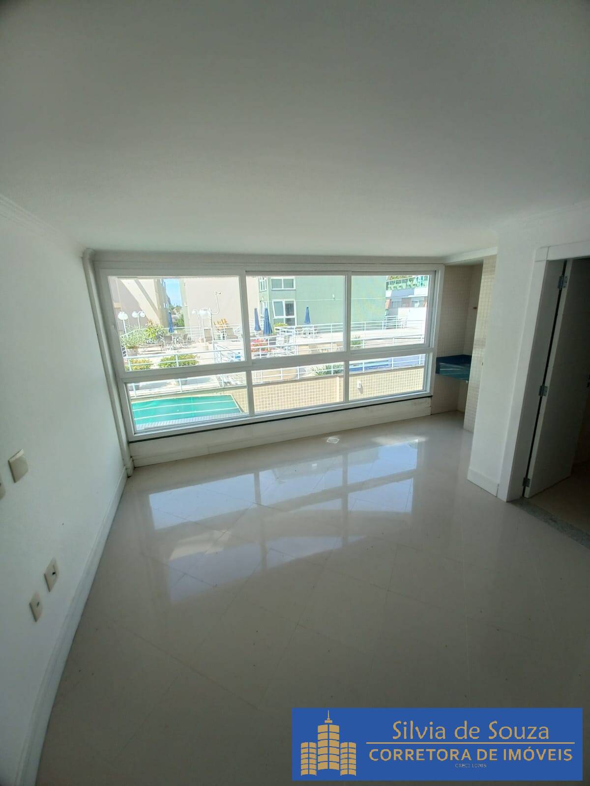 Apartamento à venda com 3 quartos, 180m² - Foto 16