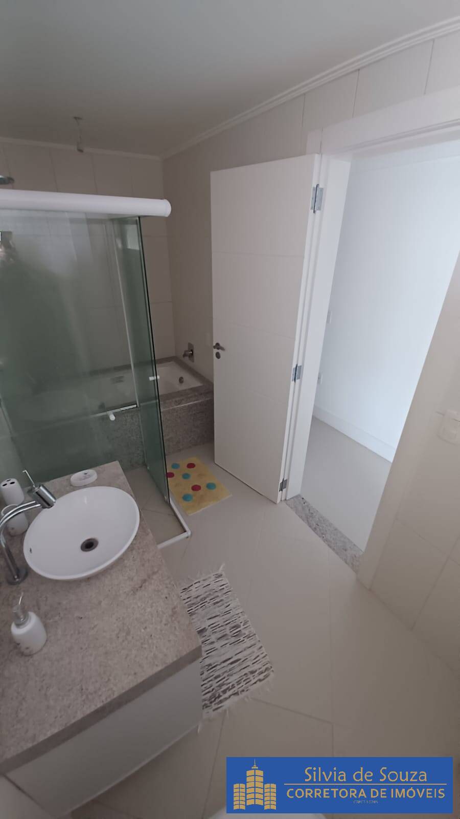 Apartamento à venda com 3 quartos, 220m² - Foto 22