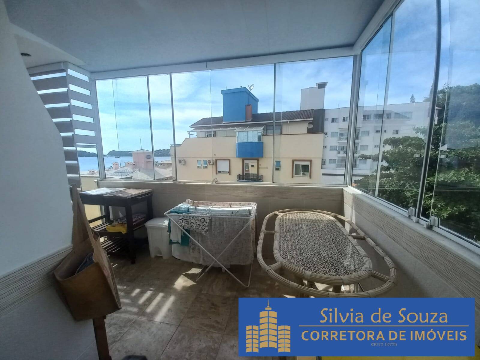 Apartamento à venda com 3 quartos, 180m² - Foto 6