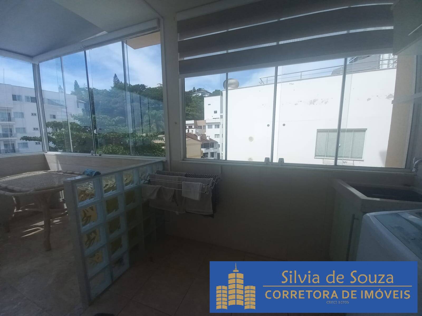 Apartamento à venda com 3 quartos, 180m² - Foto 11