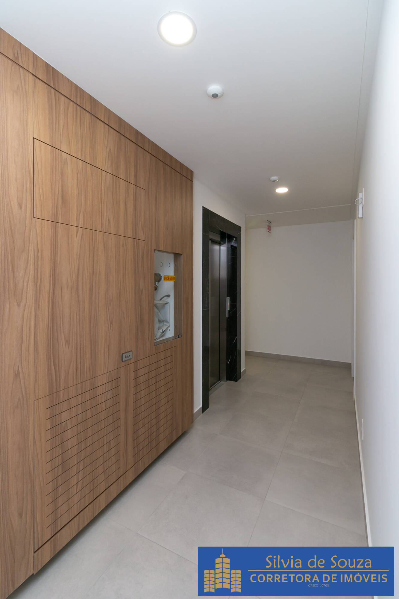 Apartamento à venda com 2 quartos, 84m² - Foto 6