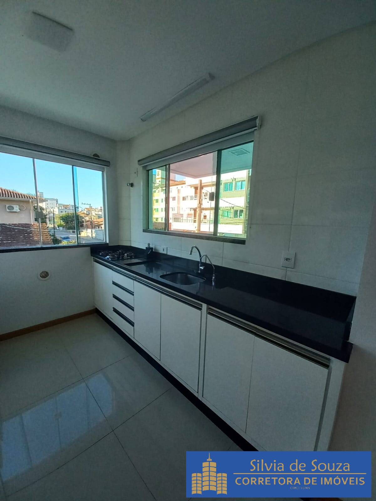 Apartamento à venda com 2 quartos, 80m² - Foto 5