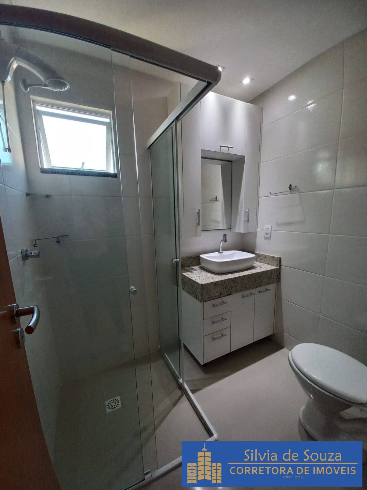 Apartamento à venda com 2 quartos, 80m² - Foto 13