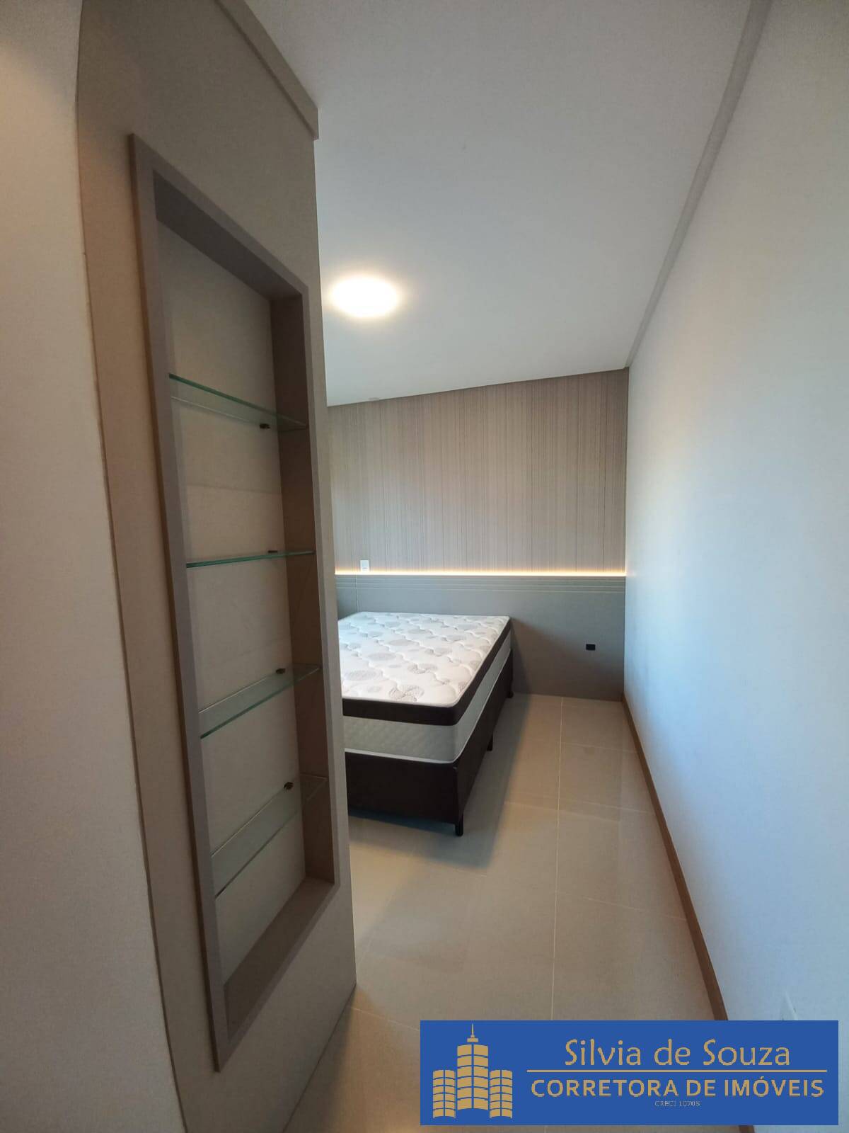 Apartamento à venda com 2 quartos, 80m² - Foto 9