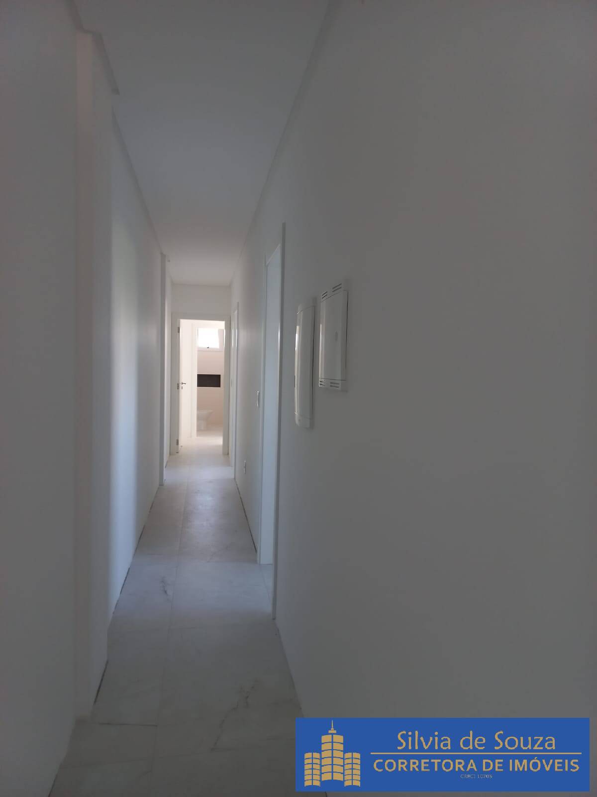 Apartamento à venda com 3 quartos, 121m² - Foto 13