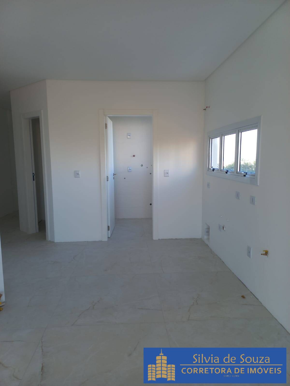 Apartamento à venda com 3 quartos, 121m² - Foto 8