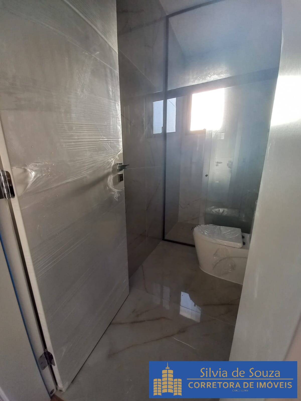 Apartamento à venda com 2 quartos, 75m² - Foto 10