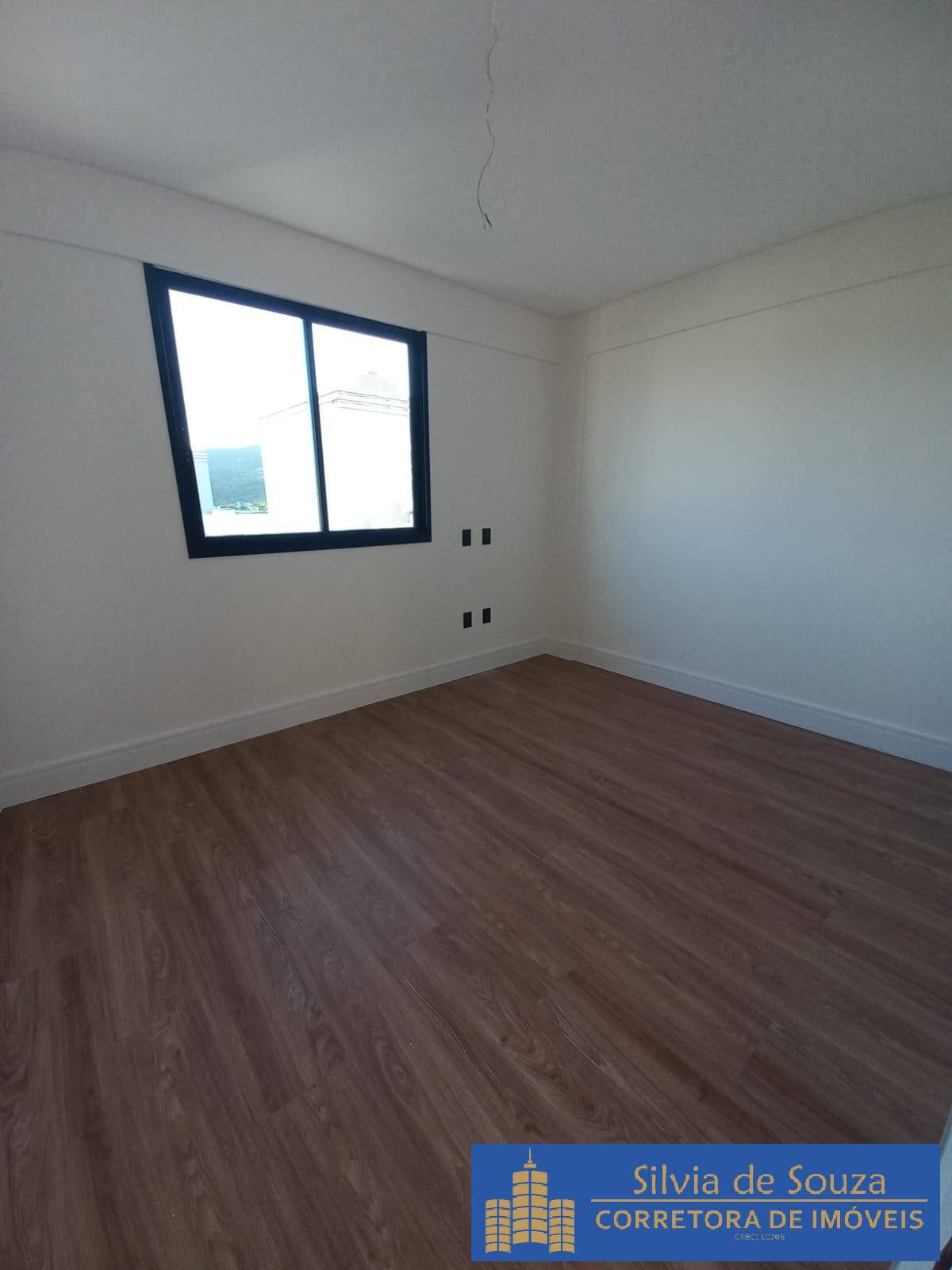 Apartamento à venda com 2 quartos, 75m² - Foto 8