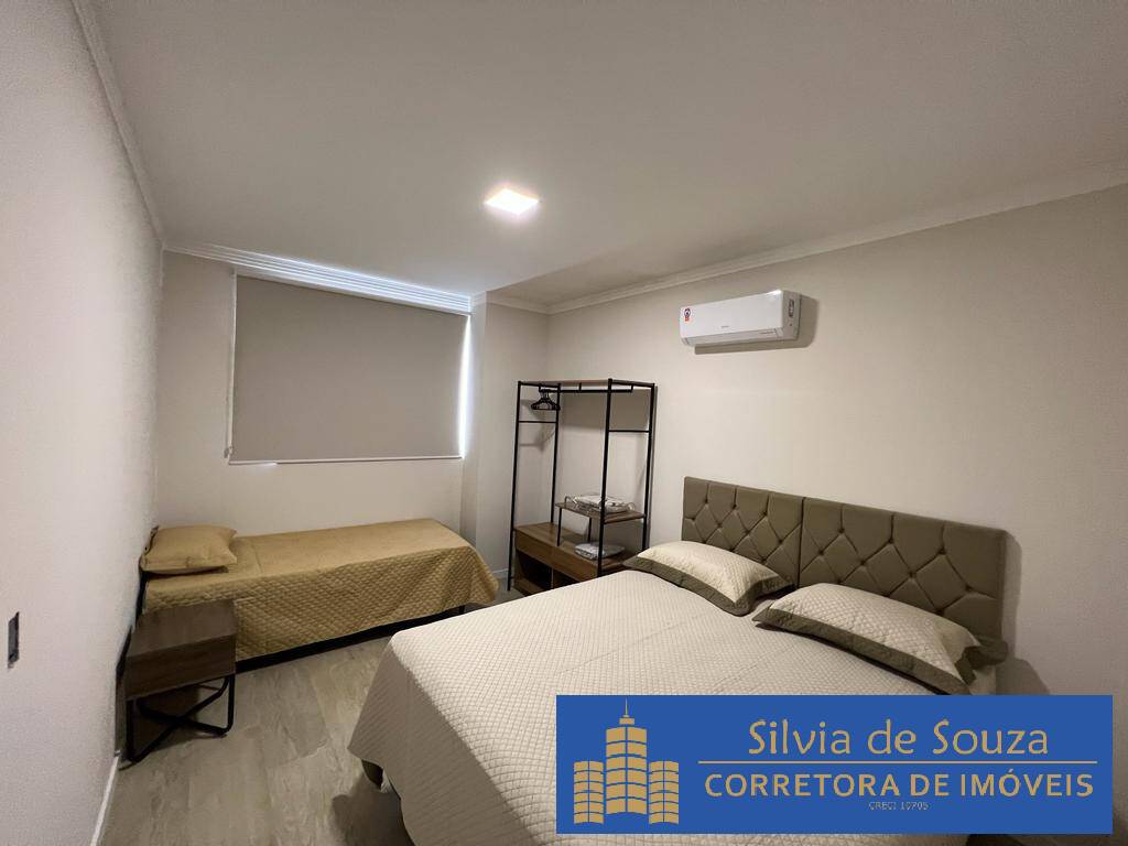 Apartamento à venda com 3 quartos, 135m² - Foto 7