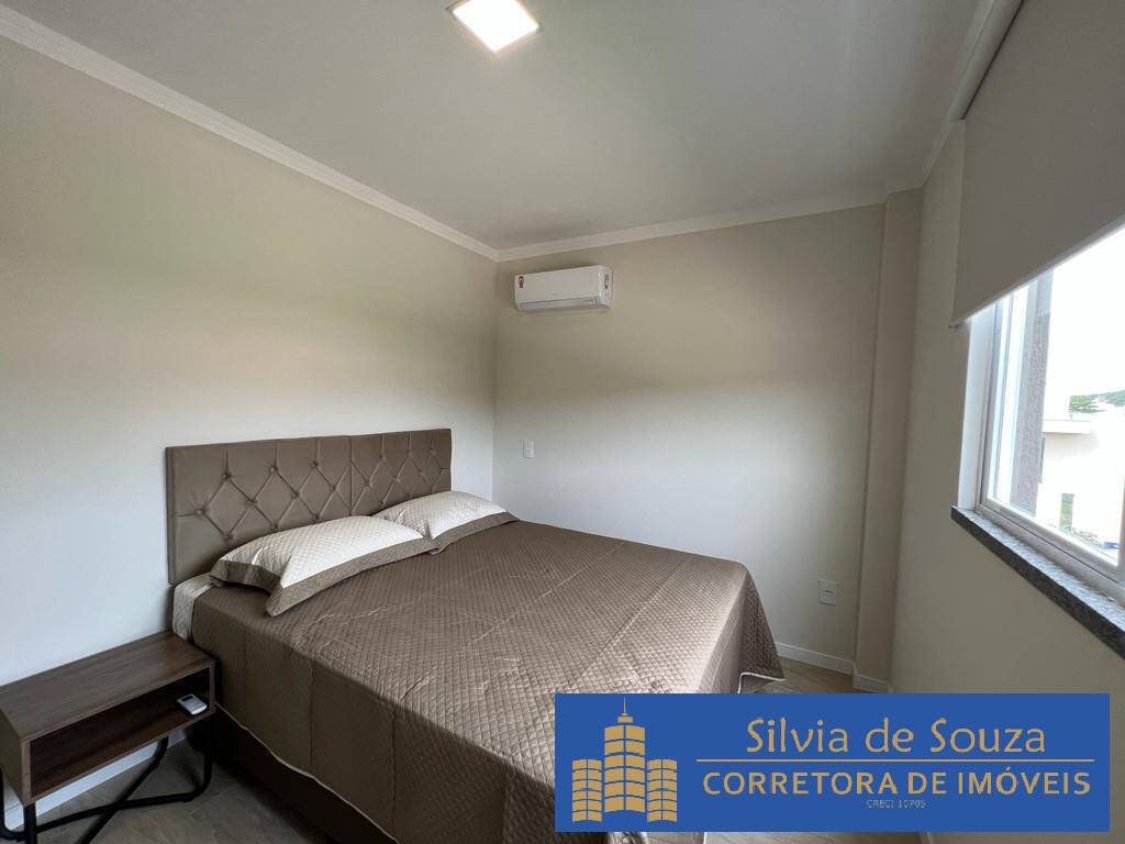 Apartamento à venda com 3 quartos, 135m² - Foto 9