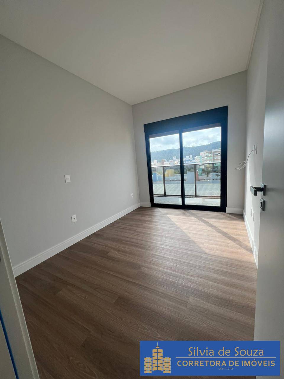 Apartamento à venda com 2 quartos, 71m² - Foto 9