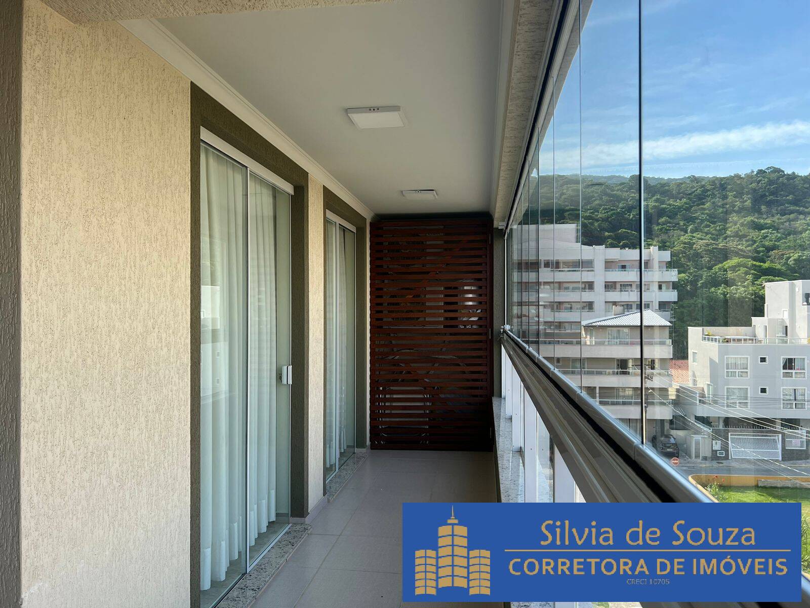 Apartamento à venda com 3 quartos, 140m² - Foto 11