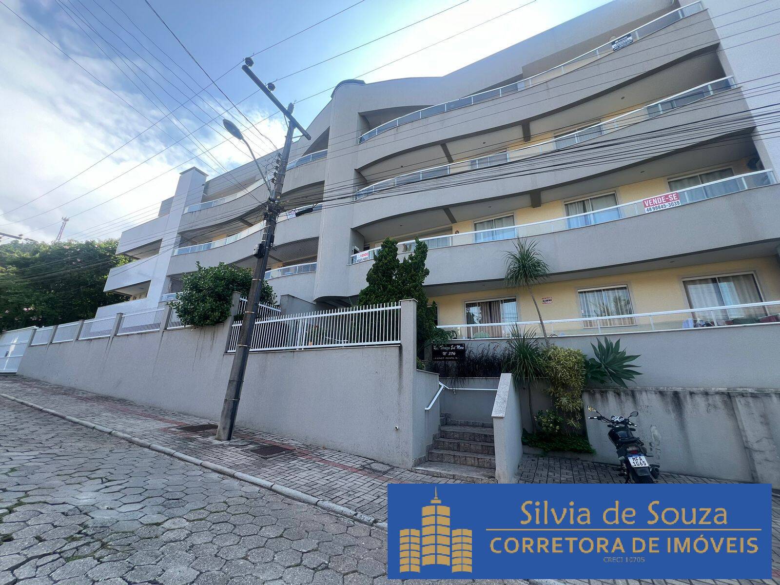 Apartamento à venda com 3 quartos, 96m² - Foto 1