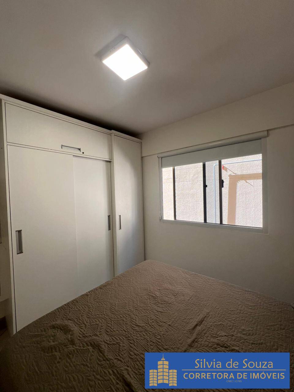 Apartamento à venda com 2 quartos, 75m² - Foto 10