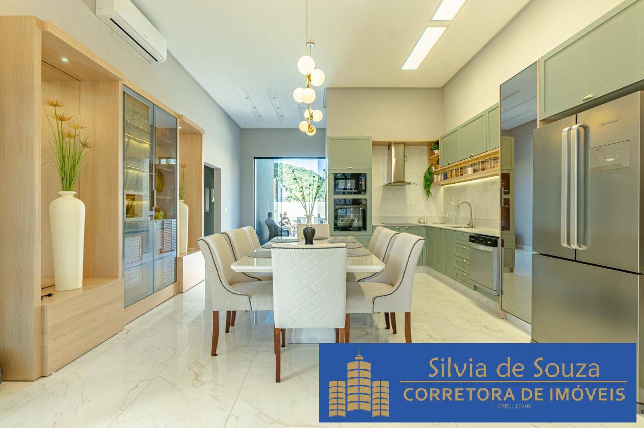 Casa à venda com 3 quartos, 240m² - Foto 6