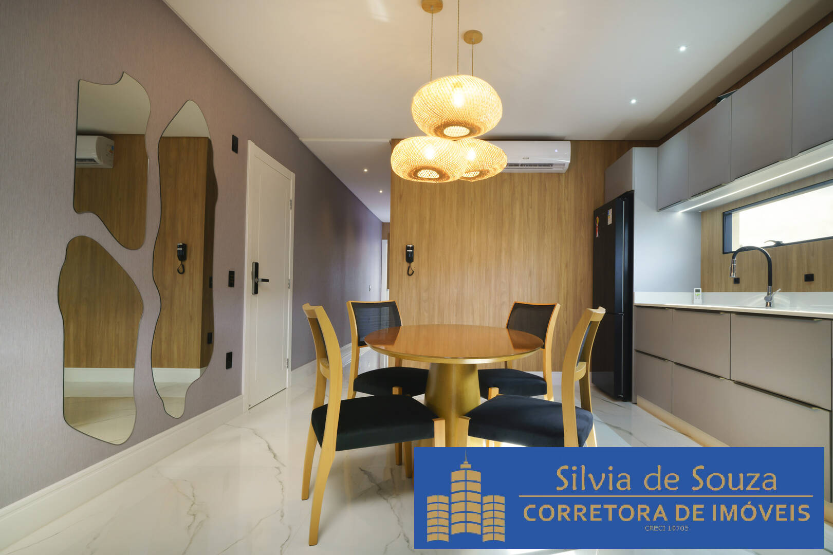 Apartamento à venda com 2 quartos, 75m² - Foto 1