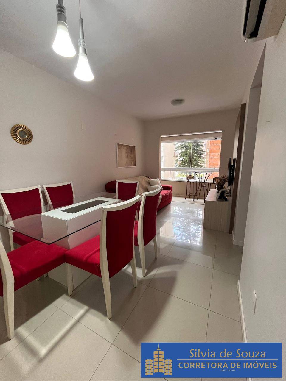 Apartamento à venda com 2 quartos, 63m² - Foto 2