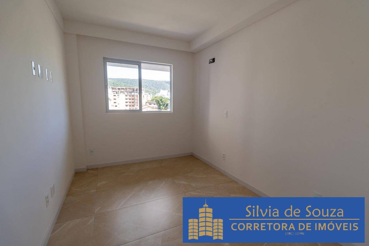 Apartamento à venda com 2 quartos, 77m² - Foto 11