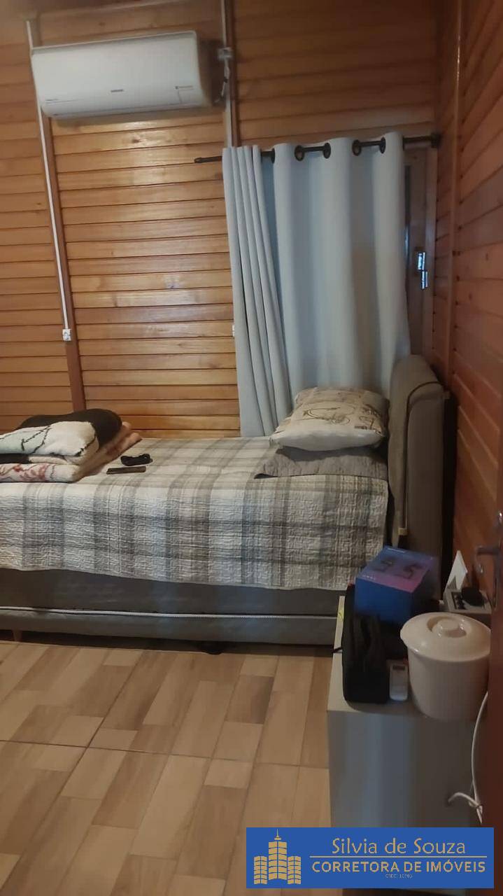 Casa à venda com 3 quartos, 90m² - Foto 18