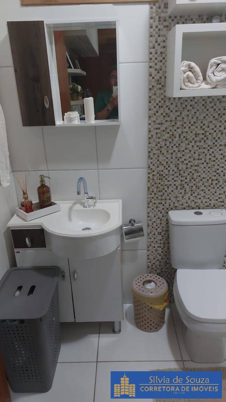 Casa à venda com 3 quartos, 90m² - Foto 22