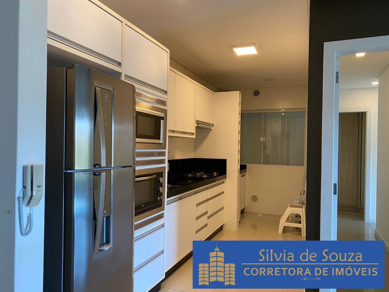 Apartamento à venda com 2 quartos, 110m² - Foto 6