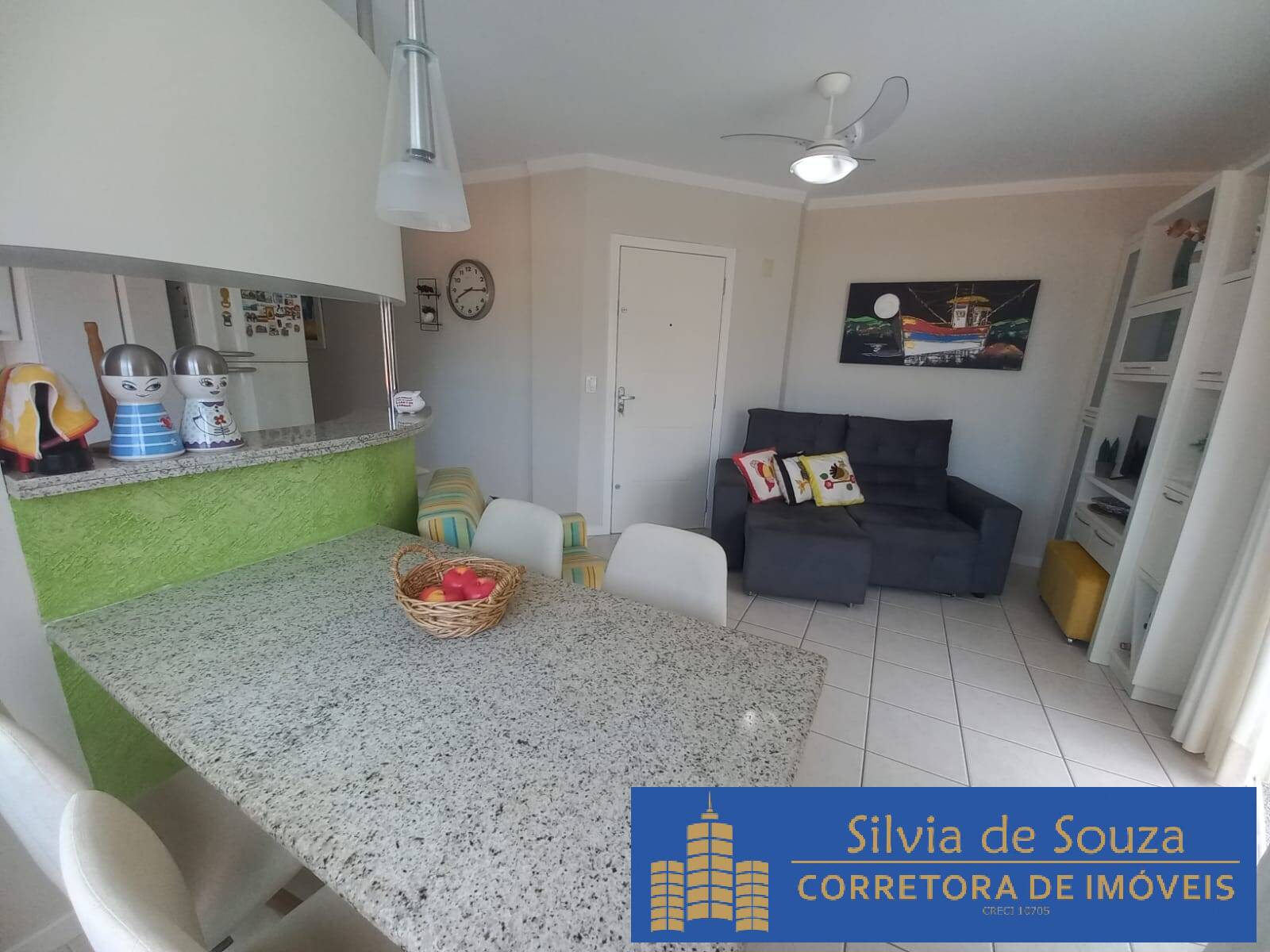 Apartamento à venda com 2 quartos, 68m² - Foto 2