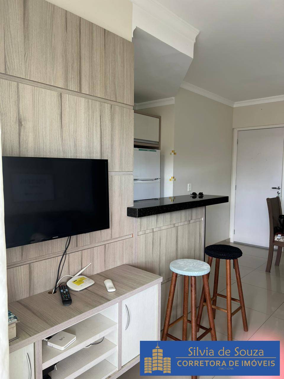 Apartamento à venda com 3 quartos, 96m² - Foto 3