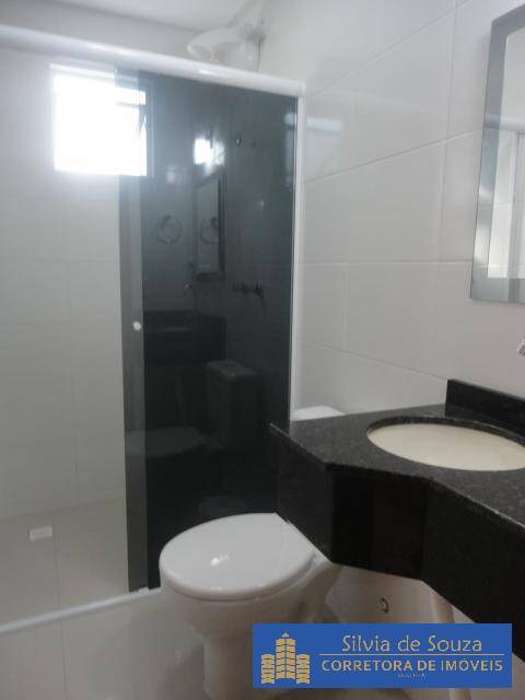 Apartamento para alugar com 2 quartos, 70m² - Foto 9